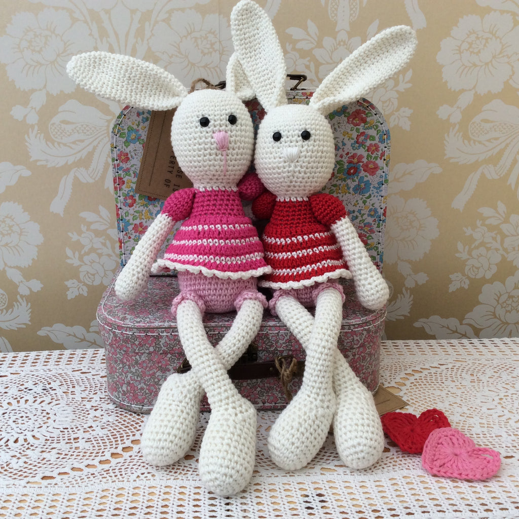 On my Hook - WIP - Easter Bunnies