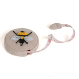 HOBBY GIFT ~ Appliqué Linen Bee ~ Retractable Tape Measure