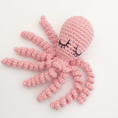 Free Crochet Octopus pattern from Cotton Pod